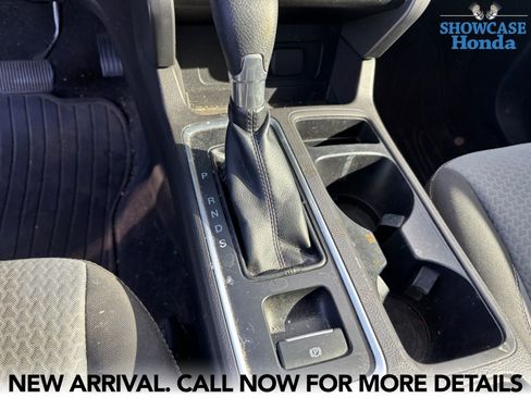 Used 2017 Ford Escape SE w/ SE Cold Weather Package image 13