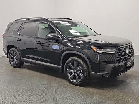 New 2026 Honda Pilot Sport image 2