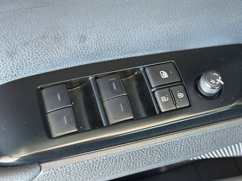 Used 2025 Toyota Camry LE image 18