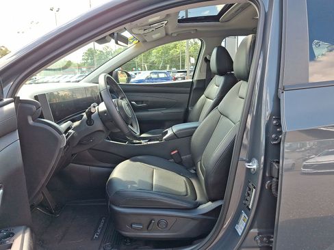 Used 2025 Hyundai Tucson SEL image 17