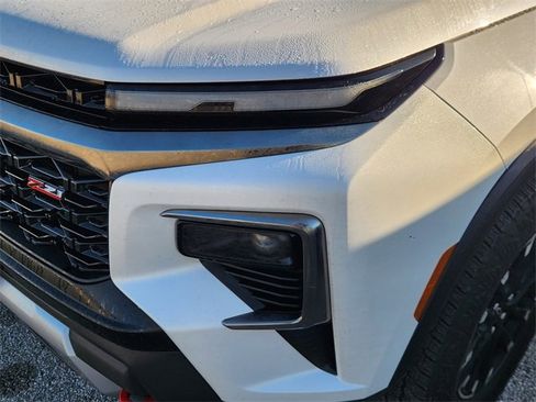 Used 2024 Chevrolet Traverse Z71 image 6