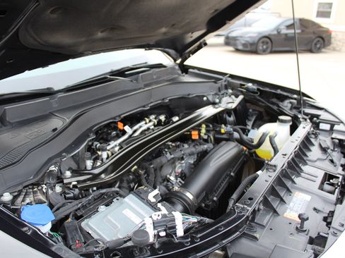 Used 2025 Ford Explorer Platinum w/ LUX Leather Package image 13