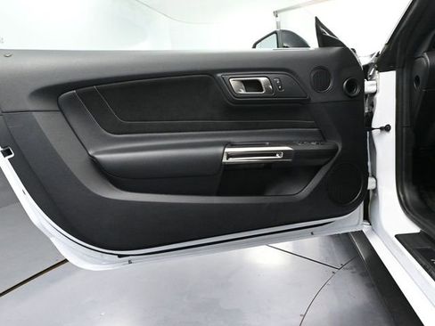 Used 2018 Ford Mustang Shelby GT350 w/ Electronics Package image 19