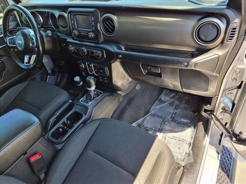 Used 2020 Jeep Gladiator Sport w/ Quick Order Package 24S AWD/4WD image 14