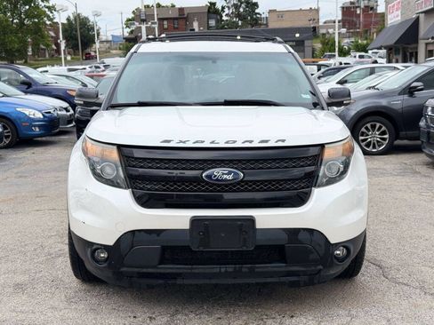 Used 2015 Ford Explorer Sport w/ Equipment Group 401A AWD/4WD image 2