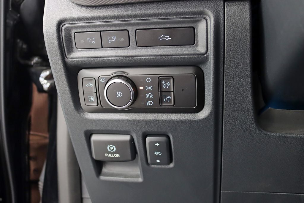 Used 2023 Ford F150 Platinum w/ Equipment Group 701A High AWD/4WD image 18