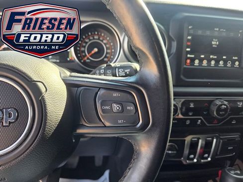Used 2021 Jeep Wrangler Sport AWD/4WD image 16