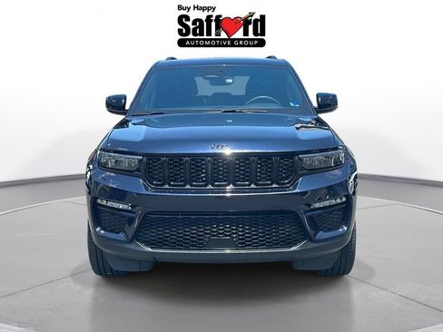 Used 2024 Jeep Grand Cherokee Limited w/ Black Appearance Package AWD/4WD image 7