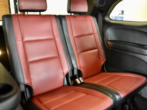 Used 2022 Dodge Durango R/T w/ Tow 'N Go Package AWD/4WD image 26