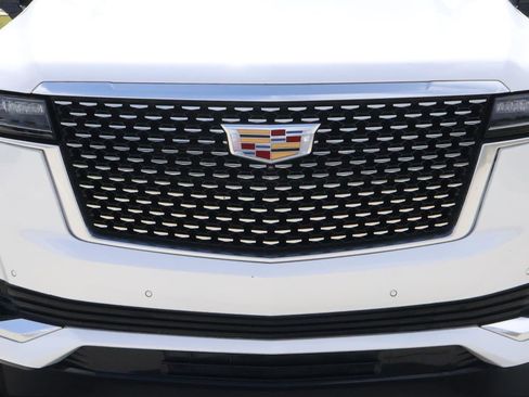 Used 2021 Cadillac Escalade Premium Luxury w/ Driver Assist Tech Package image 8