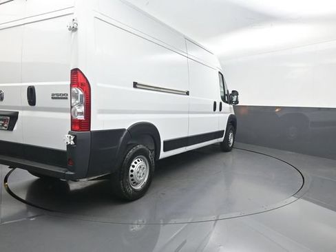 Used 2025 RAM ProMaster 2500 w/ Convenience Group FWD image 27