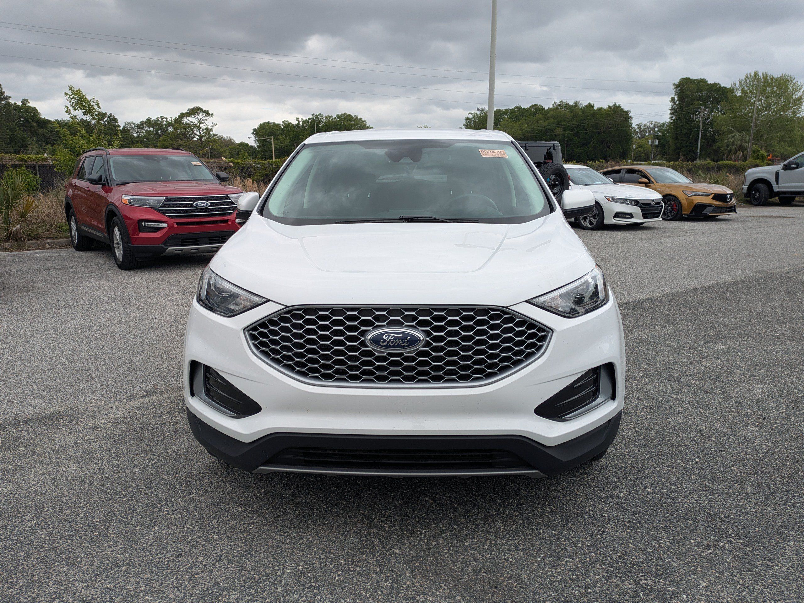 Used 2023 Ford Edge SEL AWD/4WD image 9