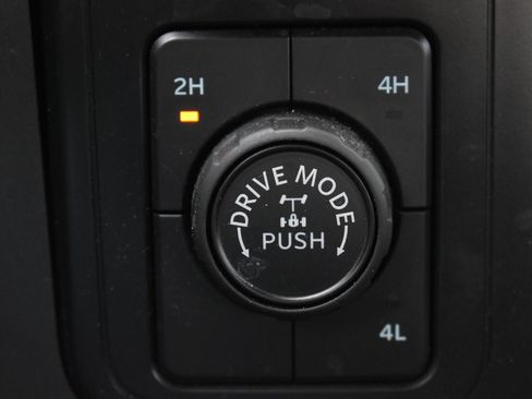 Used 2024 Ford F150 XLT w/ Equipment Group 302A MID image 30