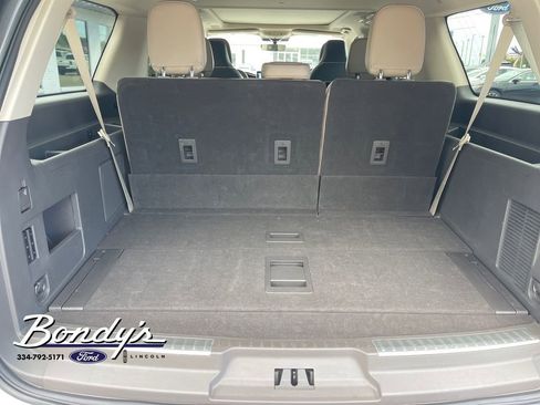 Used 2024 Lincoln Navigator L Reserve image 14