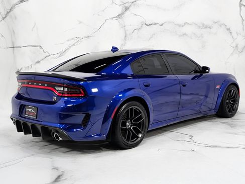 Used 2022 Dodge Charger Scat Pack RWD image 5