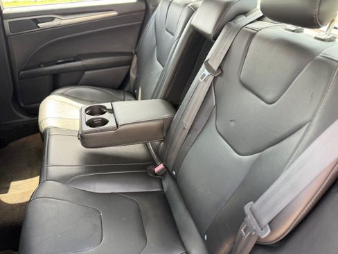 Used 2014 Ford Fusion Titanium AWD/4WD image 16