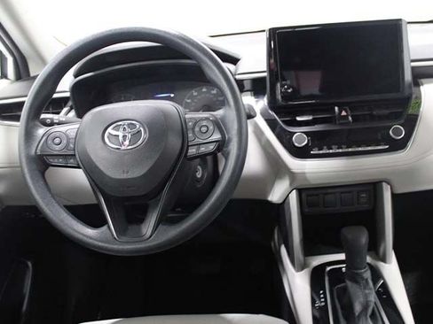Certified 2024 Toyota Corolla Cross L AWD/4WD image 12