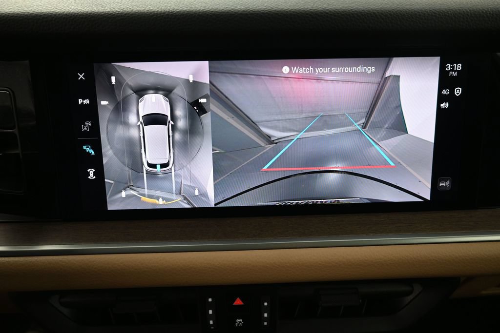 Certified 2024 Porsche Cayenne AWD/4WD image 21