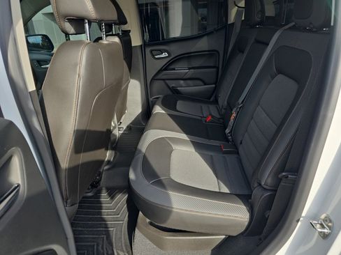 Used 2022 GMC Canyon AT4 w/ Trailering Package image 11