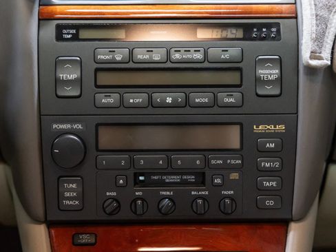 Used 1998 Lexus LS 400 image 25