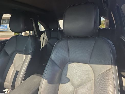 Used 2018 Porsche Macan Sport Edition AWD/4WD image 14