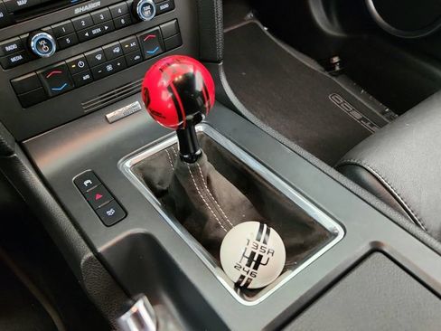 Used 2010 Ford Mustang Shelby GT500 RWD image 65