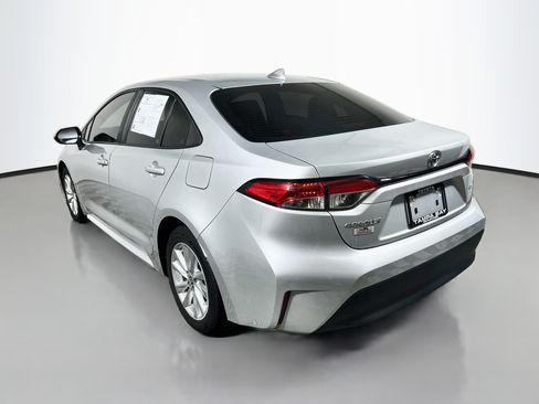 Used 2023 Toyota Corolla LE w/ LE Convenience Package FWD image 8