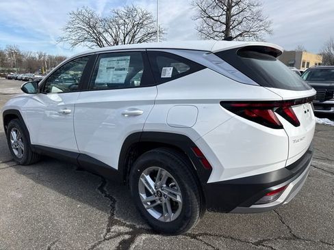 New 2026 Hyundai Tucson SE image 10