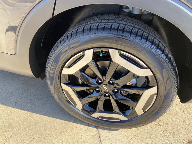 Used 2025 Kia Telluride S FWD image 25