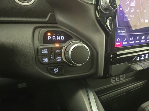 Certified 2025 RAM 1500 Big Horn AWD/4WD image 24