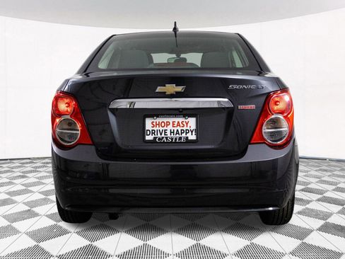 Used 2014 Chevrolet Sonic LT image 14