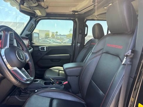 Used 2022 Jeep Gladiator Rubicon w/ LED Lighting Group AWD/4WD image 9