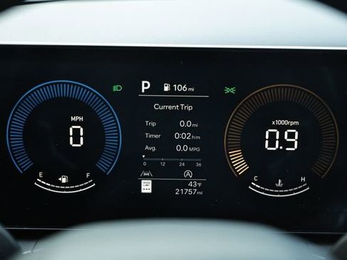 Used 2024 Hyundai Santa Fe SE image 30