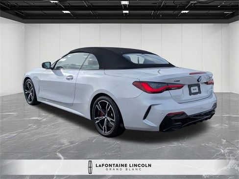 Used 2023 BMW 440i xDrive Convertible w/ Premium Package image 3