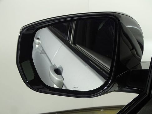 Used 2023 Jeep Grand Cherokee L Laredo image 41