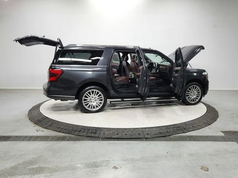 Used 2023 Ford Expedition Max Limited image 16