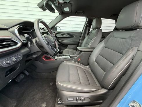 Used 2023 Chevrolet TrailBlazer RS w/ Convenience Package AWD/4WD image 16