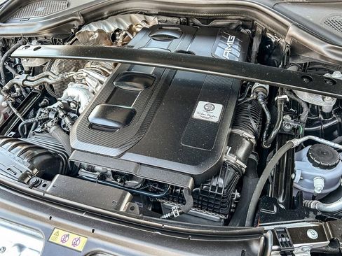 Used 2024 Mercedes-Benz GLC 43 AMG 4MATIC image 33