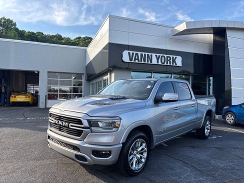 Used 2022 RAM 1500 Laramie AWD/4WD image 1
