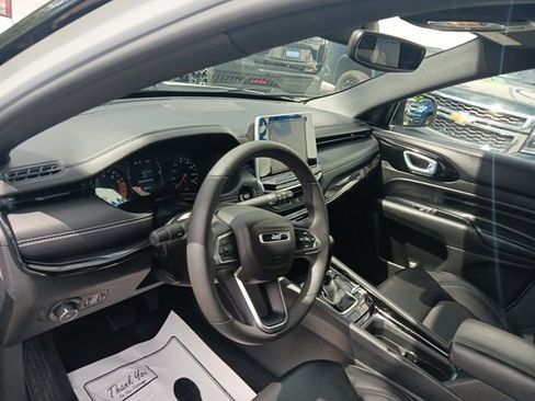 Used 2022 Jeep Compass Latitude image 26