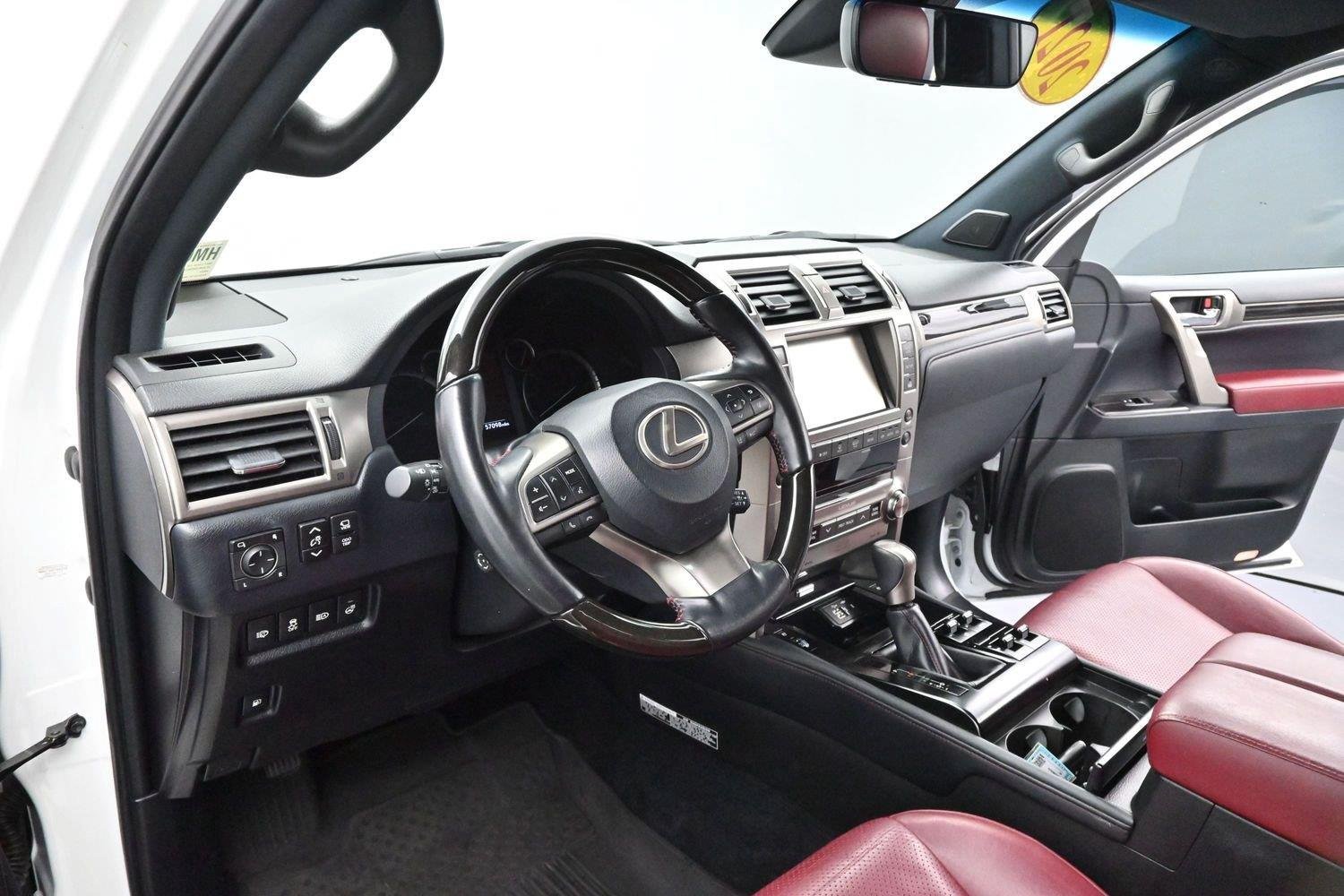 Used 2021 Lexus GX 460 Luxury w/ Accessory Package AWD/4WD image 19
