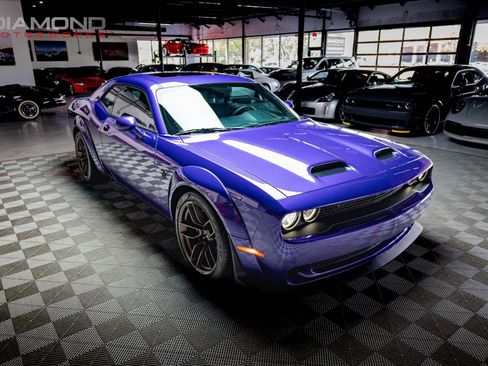 Used 2023 Dodge Challenger SRT Hellcat w/ Plus Package image 3