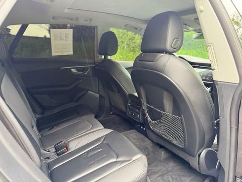 Used 2020 Audi Q8 Premium w/ Black Optic Package AWD/4WD image 16