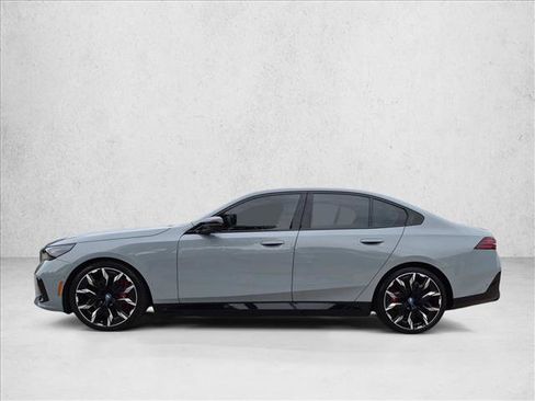 Used 2024 BMW i5 M60 w/ Premium Package AWD/4WD image 9