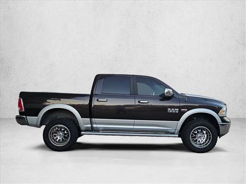 Used 2017 RAM 1500 Laramie w/ Convenience Group image 4