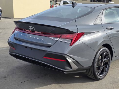 New 2026 Hyundai Elantra Sport image 11