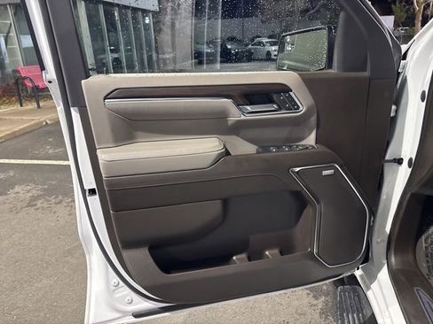 Certified 2023 GMC Sierra 1500 SLT w/ SLT Premium Package image 12