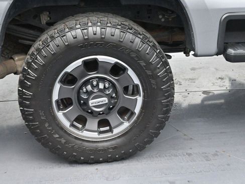 Used 2023 Ford F250 Lariat w/ Lariat Ultimate Package image 36