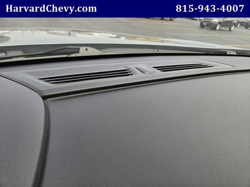 Used 2025 Chevrolet Traverse LT AWD/4WD image 7