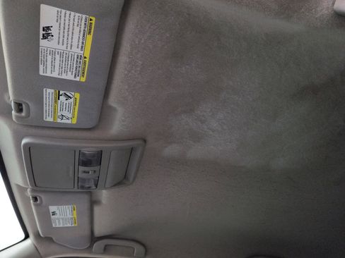 Used 2018 Nissan Frontier SV image 20